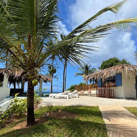 Gecko Resort Watamu Exterior photo