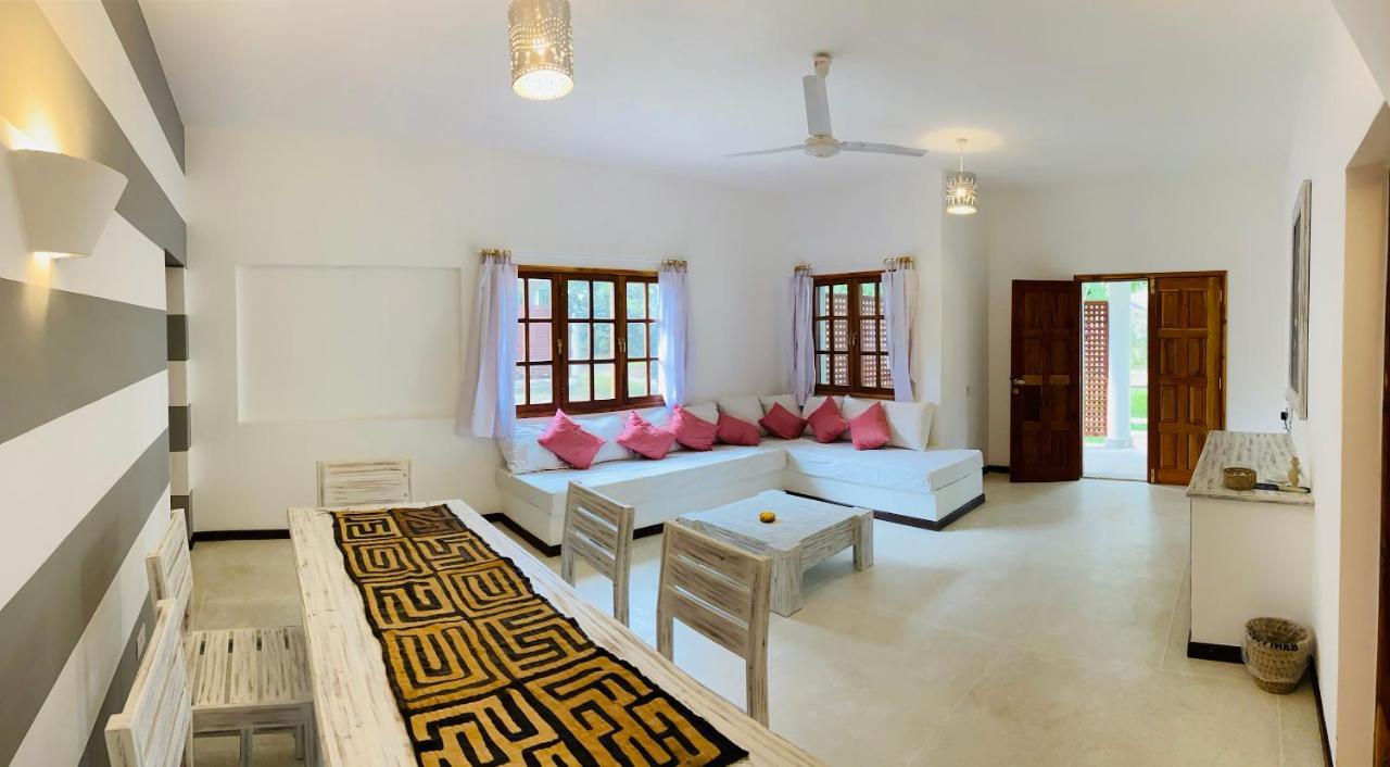 Gecko Resort Watamu Exterior photo